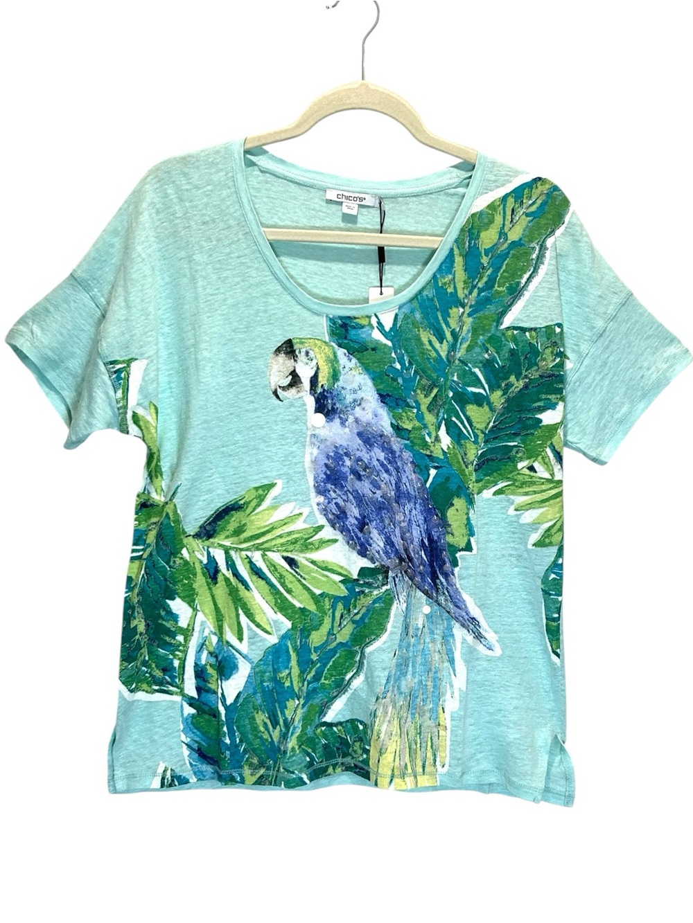 New Chico’s Aqua Linen Knit Jersey Short Sleeve Shirt w/ Parrot Design - Medium